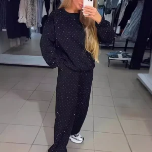 Autumn And Winter Women Athleisure Casual Crew Neck Long Sleeve Rhinestone Sweatshirt Pants Two-Piece Set